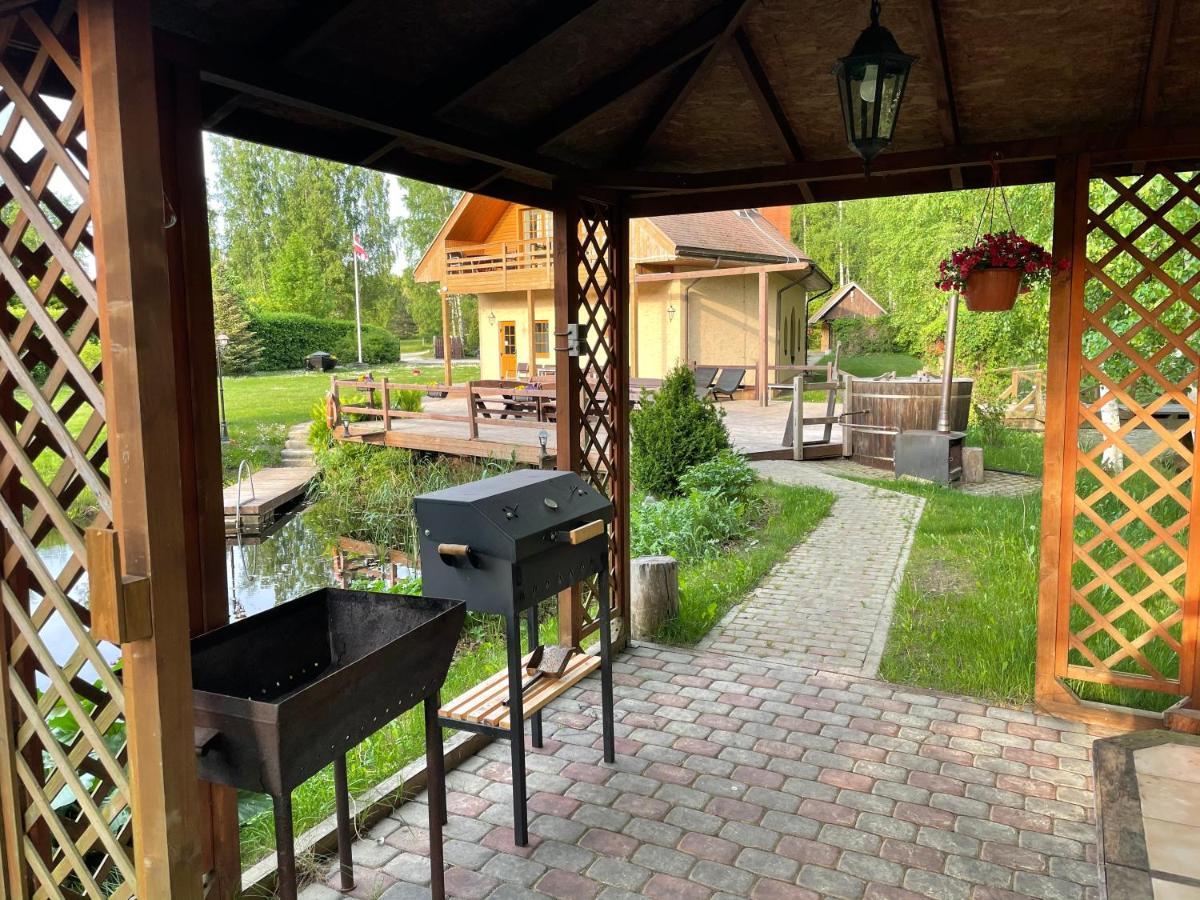 Hotel Piejuras Nams à Ķesterciems Extérieur photo