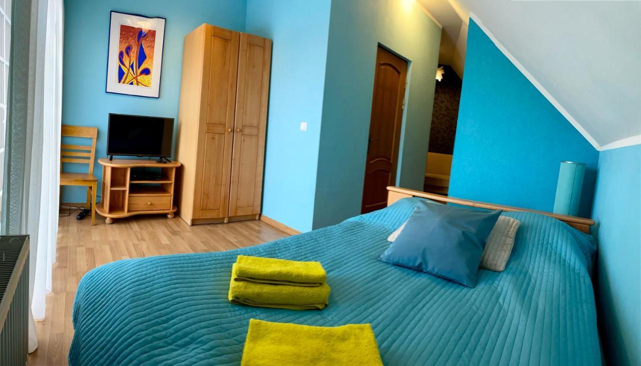 Hotel Piejuras Nams à Ķesterciems Extérieur photo