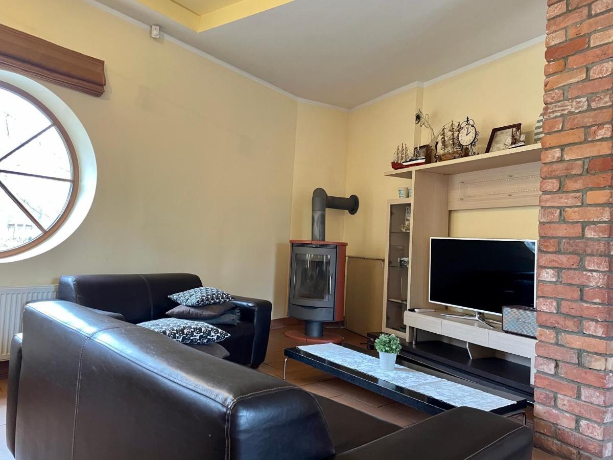 Hotel Piejuras Nams à Ķesterciems Extérieur photo